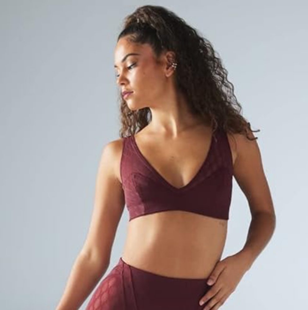 Savage X Fenty Peak Performance Low-Impact X Mesh Sports Bra